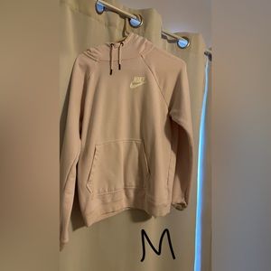 nike sweatshirt